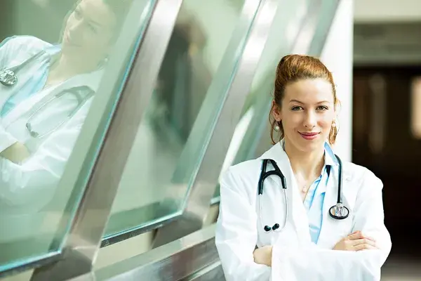 depositphotos_48066027-stock-photo-female-doctor-in-hospital